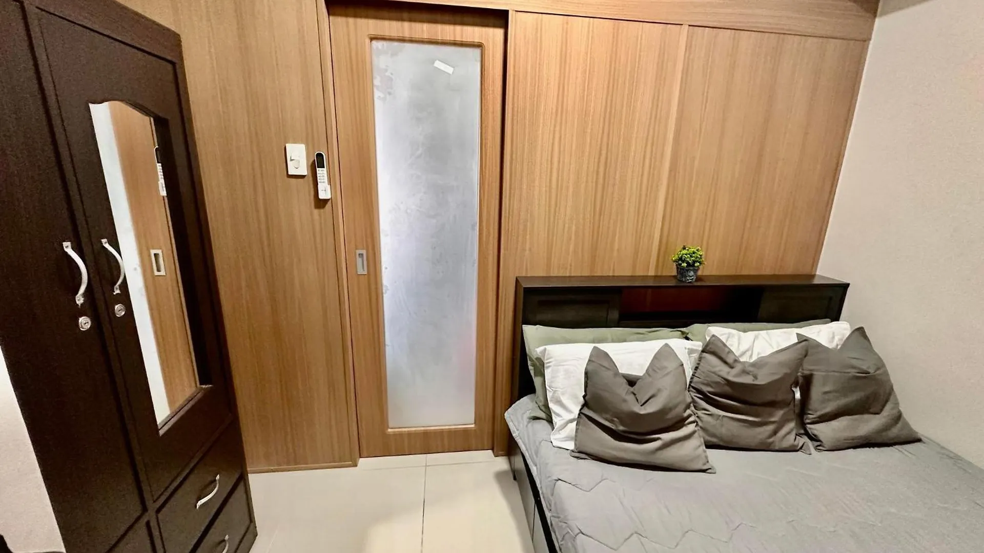 Apartment Shore 3 Residences Tower 1 Moa Pasay City, Philippines Manila